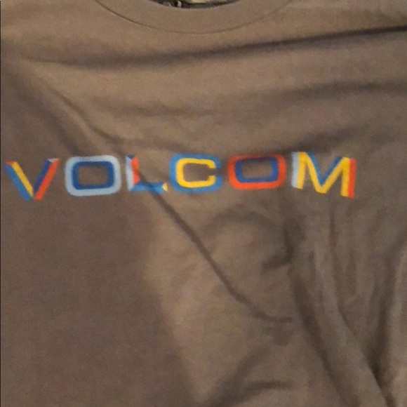 Grey Volcom long sleeve - Picture 2 of 3